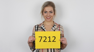 Flexible blonde shooting her very first porn scene