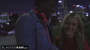 Sexy Blonde finds a new cock after she dumps her boyfeibs